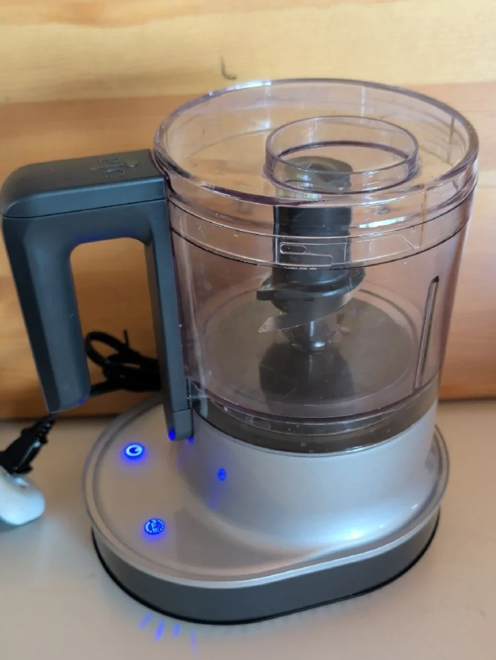 Pampered Chef Silver and Gray Electric Twist Chop Food Processor W/ Pamphlets.🌟